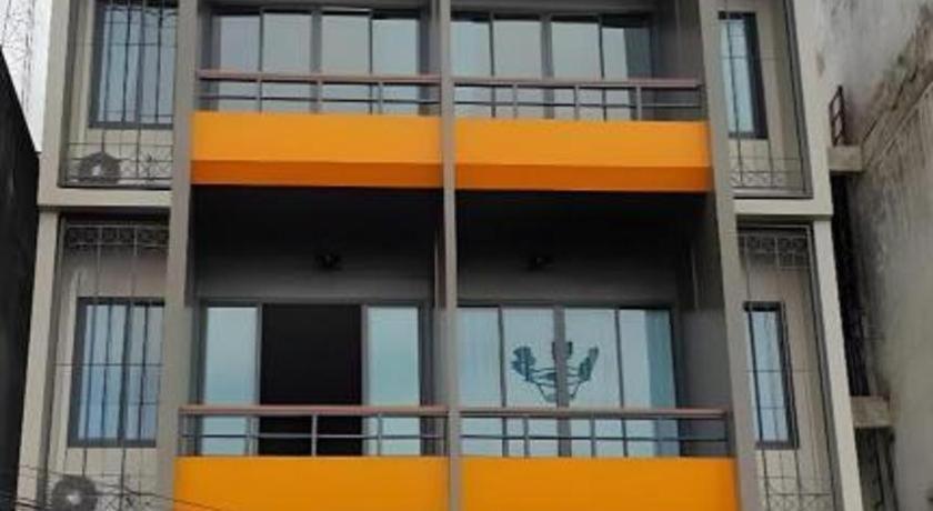 Chomtrang Trang Exterior foto